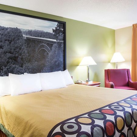 Hotel Super 8 By Wyndham Beckley Exterior foto