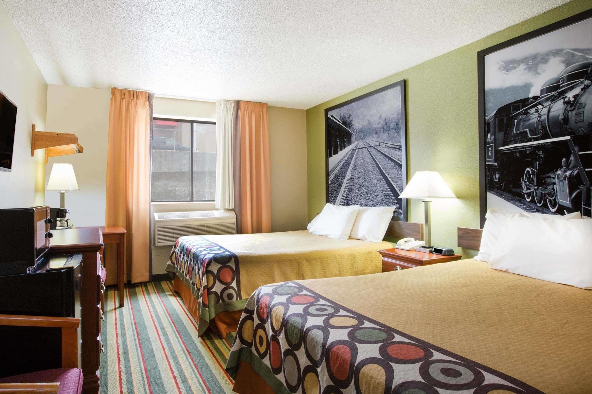 Hotel Super 8 By Wyndham Beckley Exterior foto